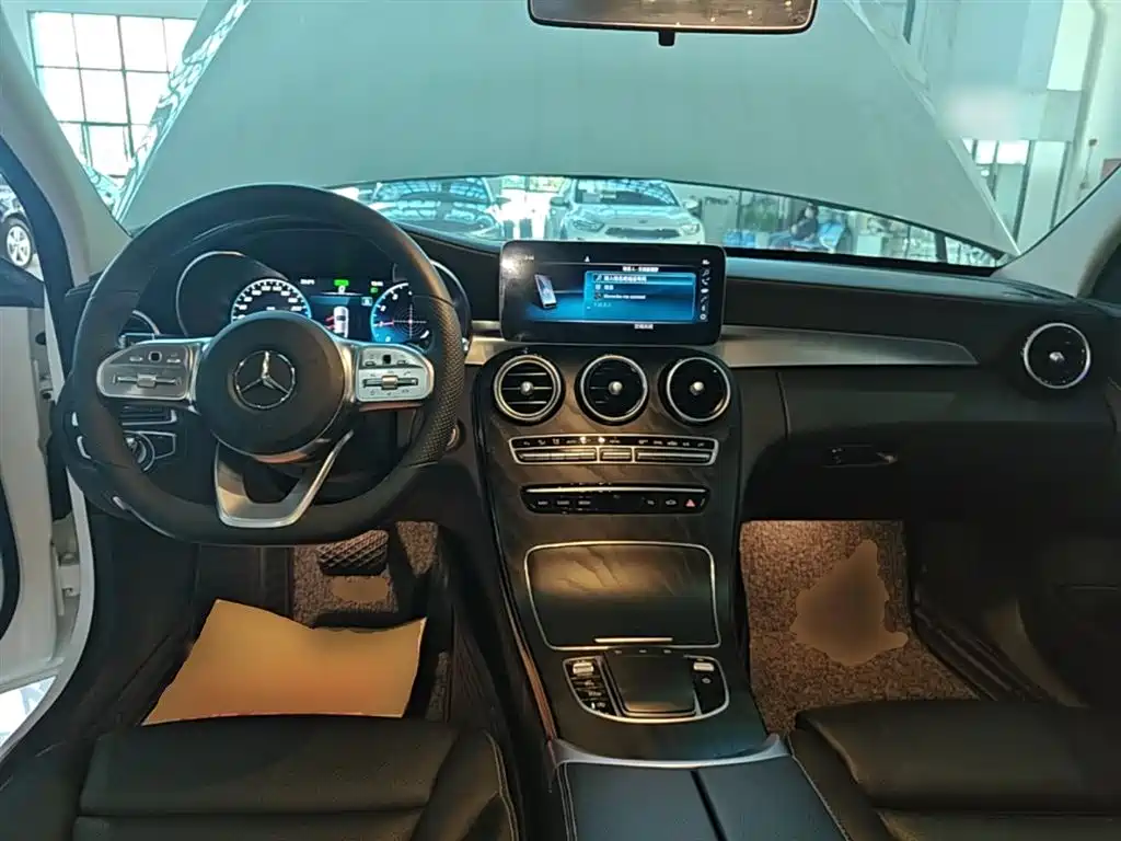 MERCEDES-BENZ CLASS C