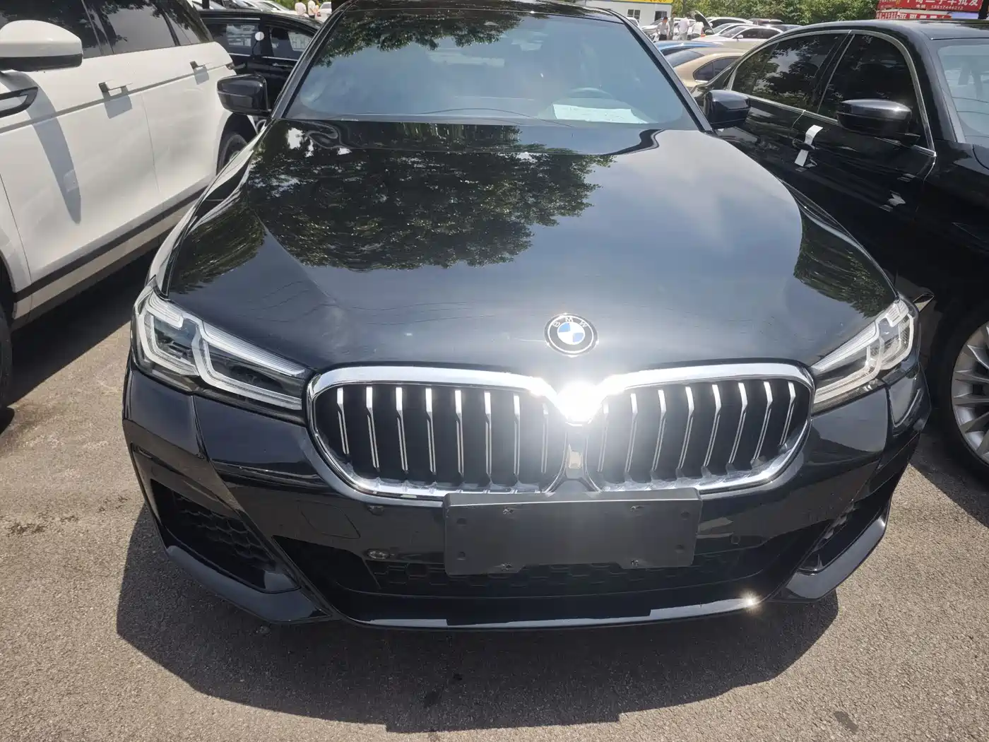 BMW 5 Series 2021 525Li M Sport Package