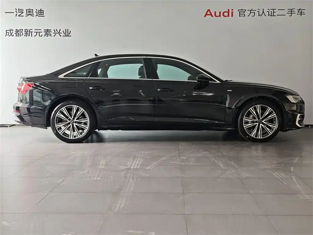 Audi A6L 2025 45 TFSI quattro Premium Sport фото 3