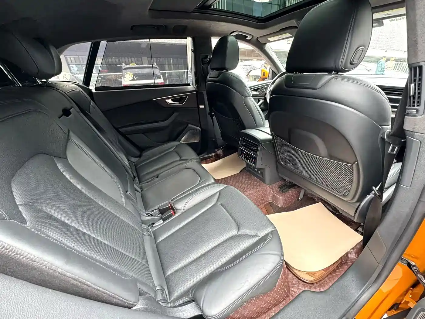 Audi Q8 2019 55 TFSI Supreme Limited Edition фото 4