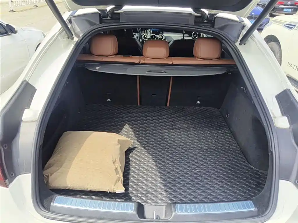 Mercedes-Benz GLC Coupe 2021 GLC 260 4MATIC Coupe SUV фото 19