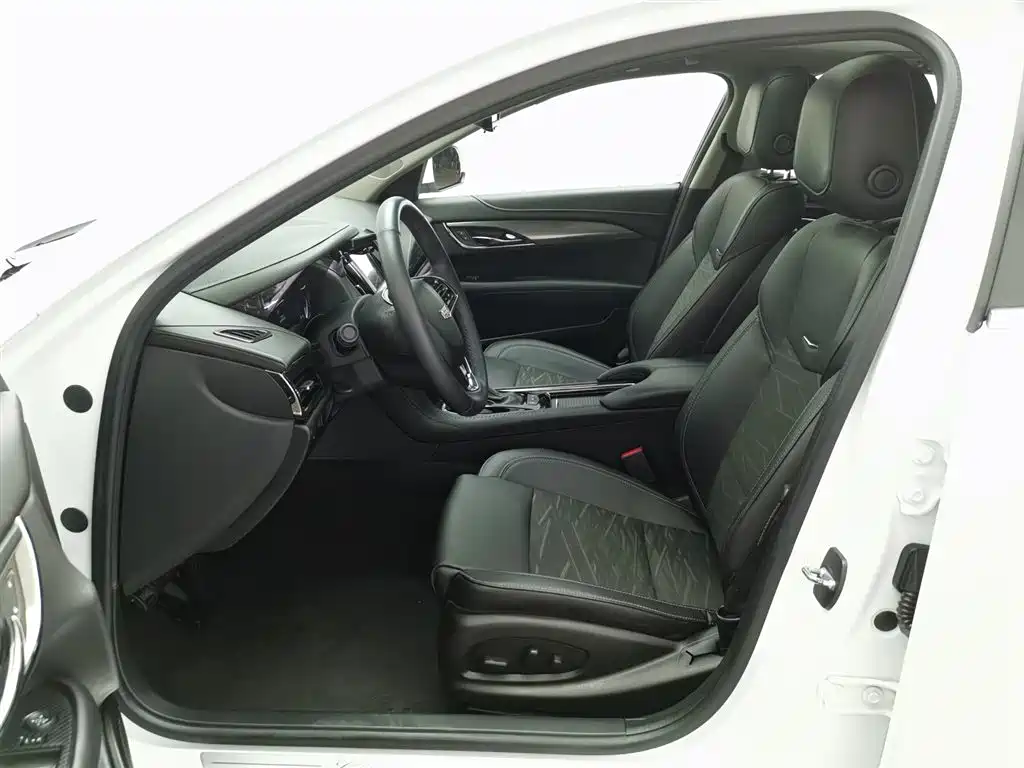 Cadillac ATS-L 2017 28T Technology фото 10