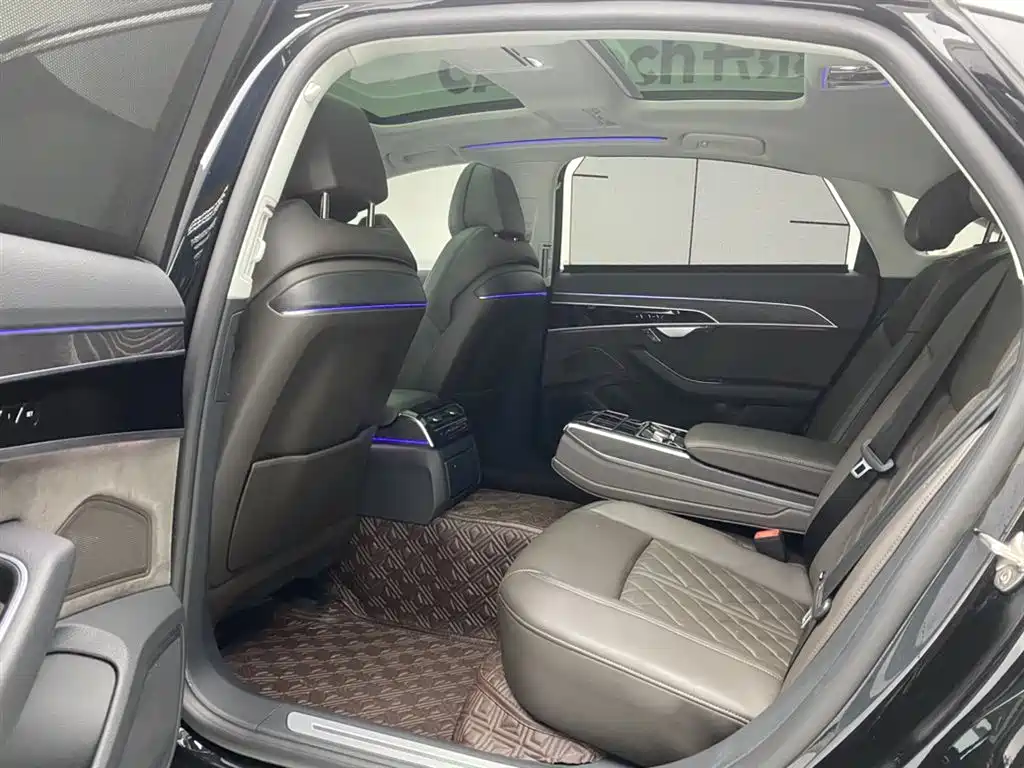 Audi A8 2022 A8L 50 TFSI quattro Comfort Collector's Edition фото 22