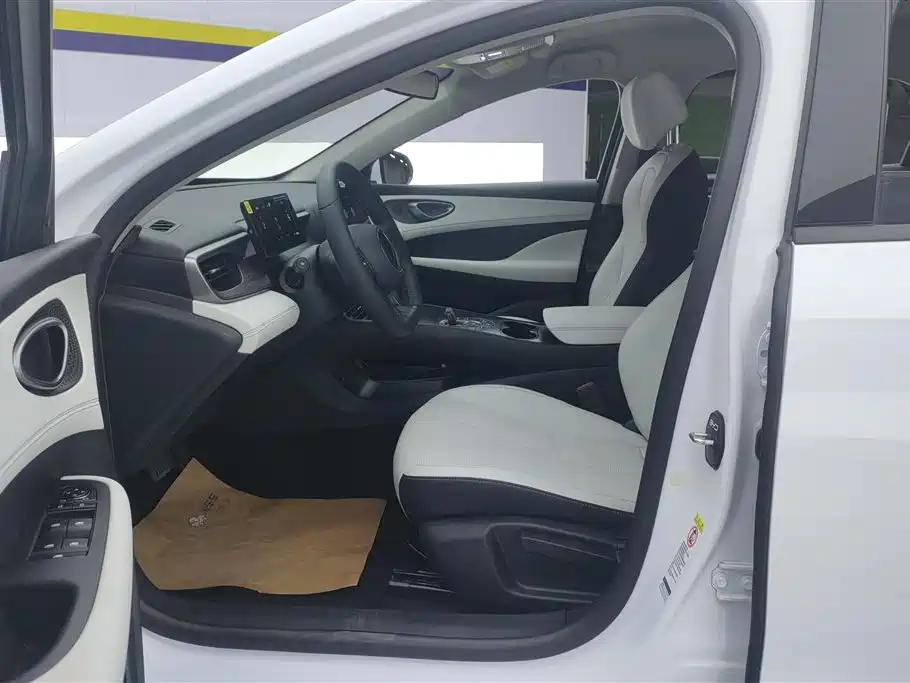 BYD Hai Bao 05 DM-i 2025 DM-i Smart Drive Edition 55KM Luxury фото 9