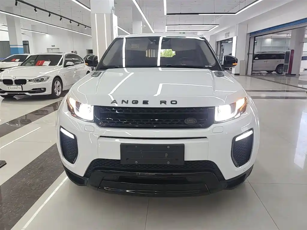 Land Rover Range Rover Evoque 2018 240PS SE DYNAMIC Smart Edition фото 3