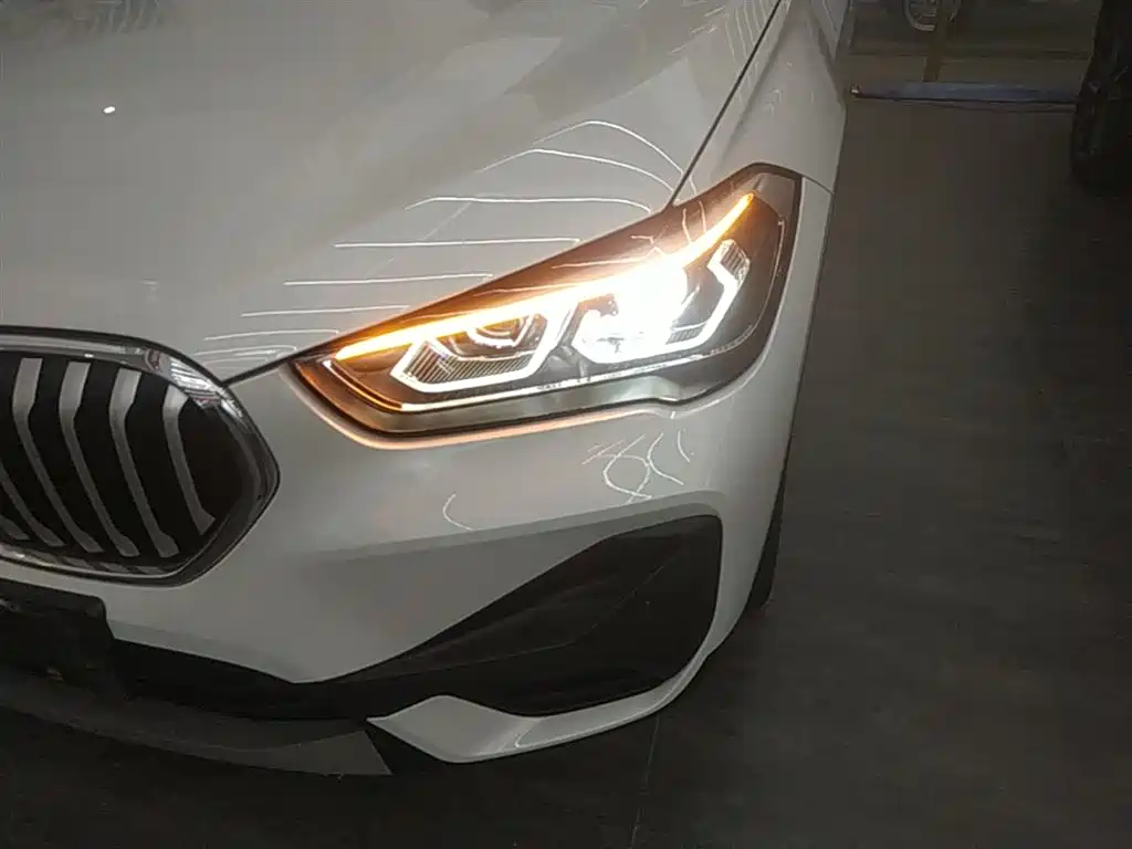 BMW X1 2022 sDrive25Li Leading фото 24