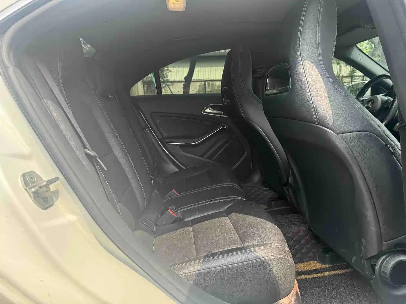 Mercedes-Benz CLA (Import) 2016 CLA 200 Sport фото 7