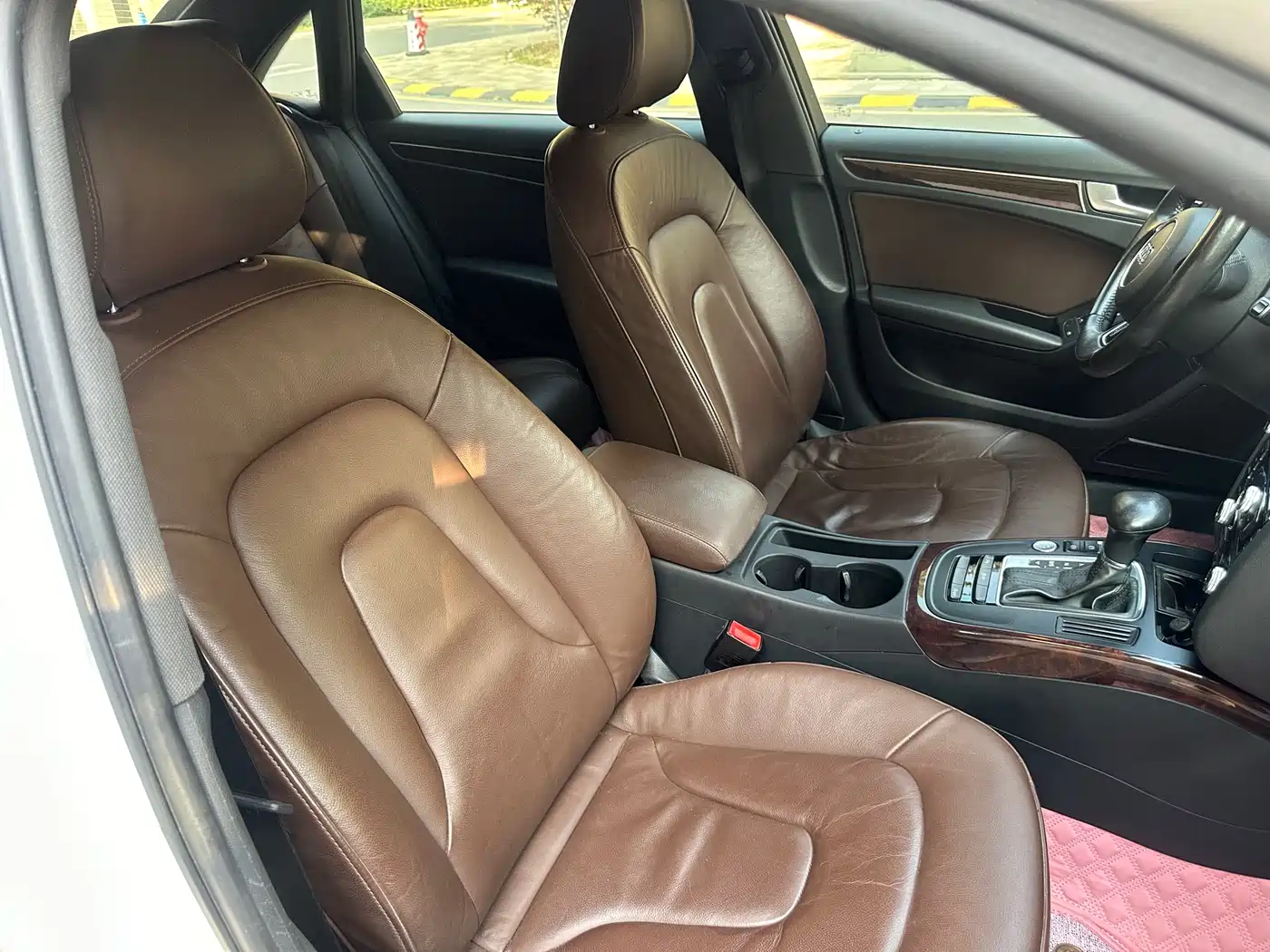 Audi A4L 2016 35 TFSI Collector's Edition S line Comfort фото 14