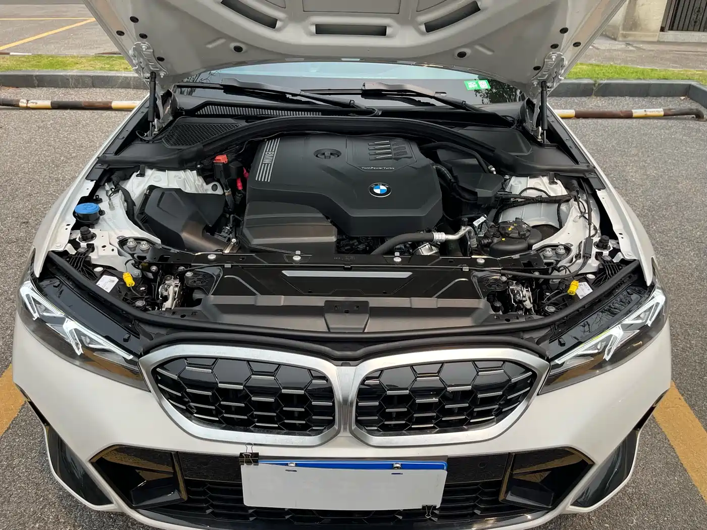 BMW 3 Series 2025 325Li M Sport Package фото 25