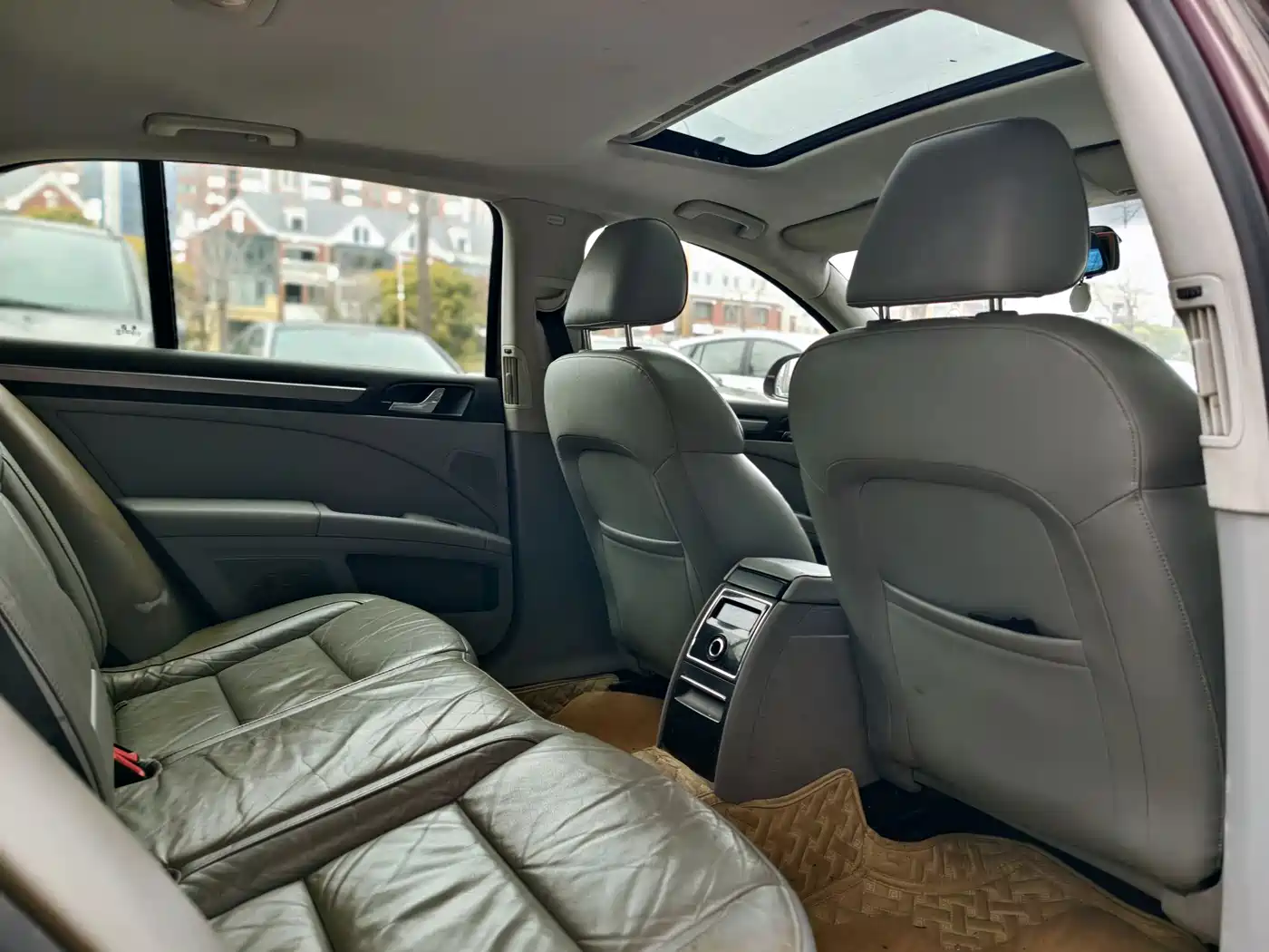 Škoda Superb 2012 1.8TSI Automatic Elegance Edition фото 10