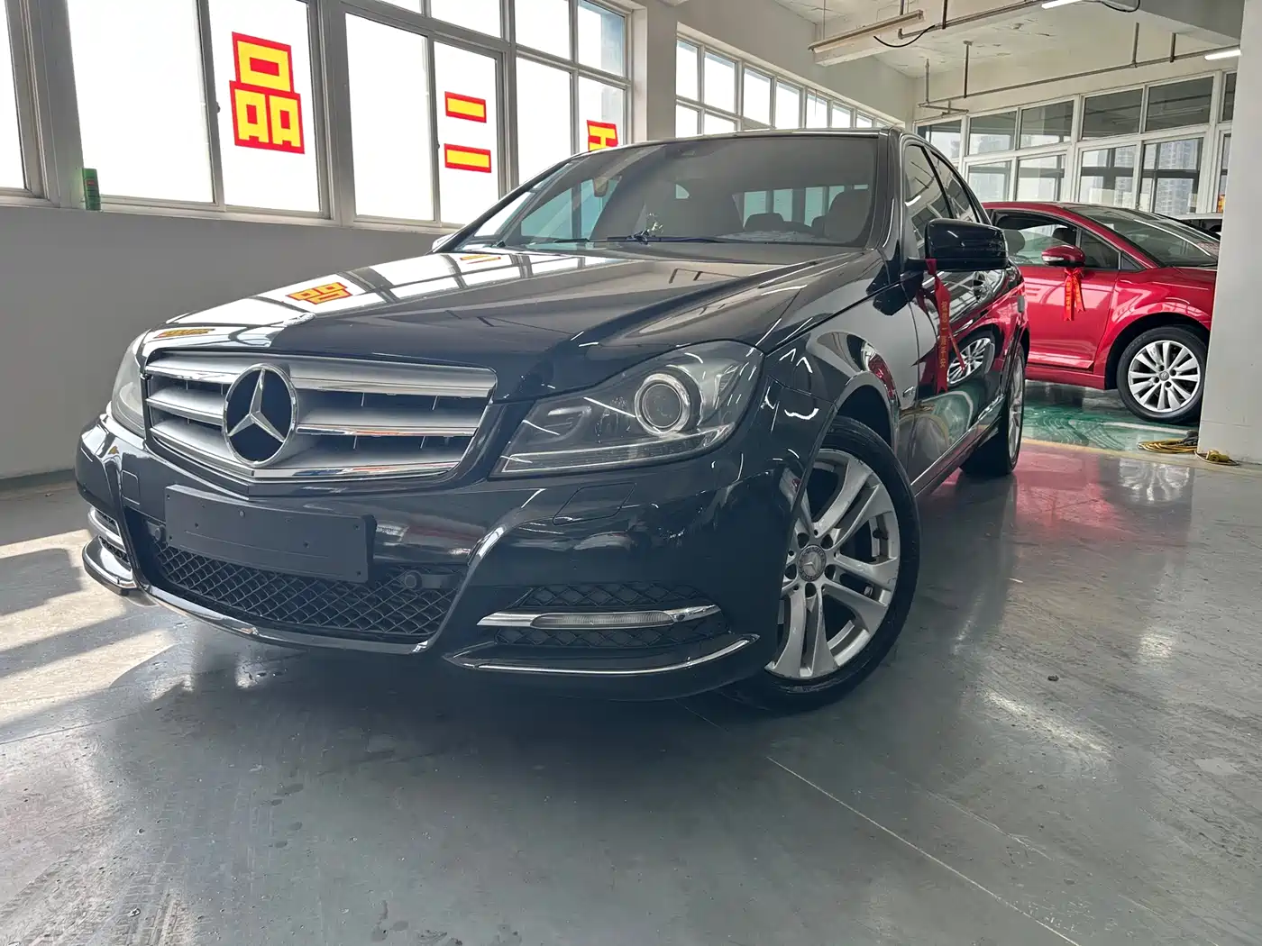 Mercedes-Benz C-Class 2011 C 200 CGI Fashion