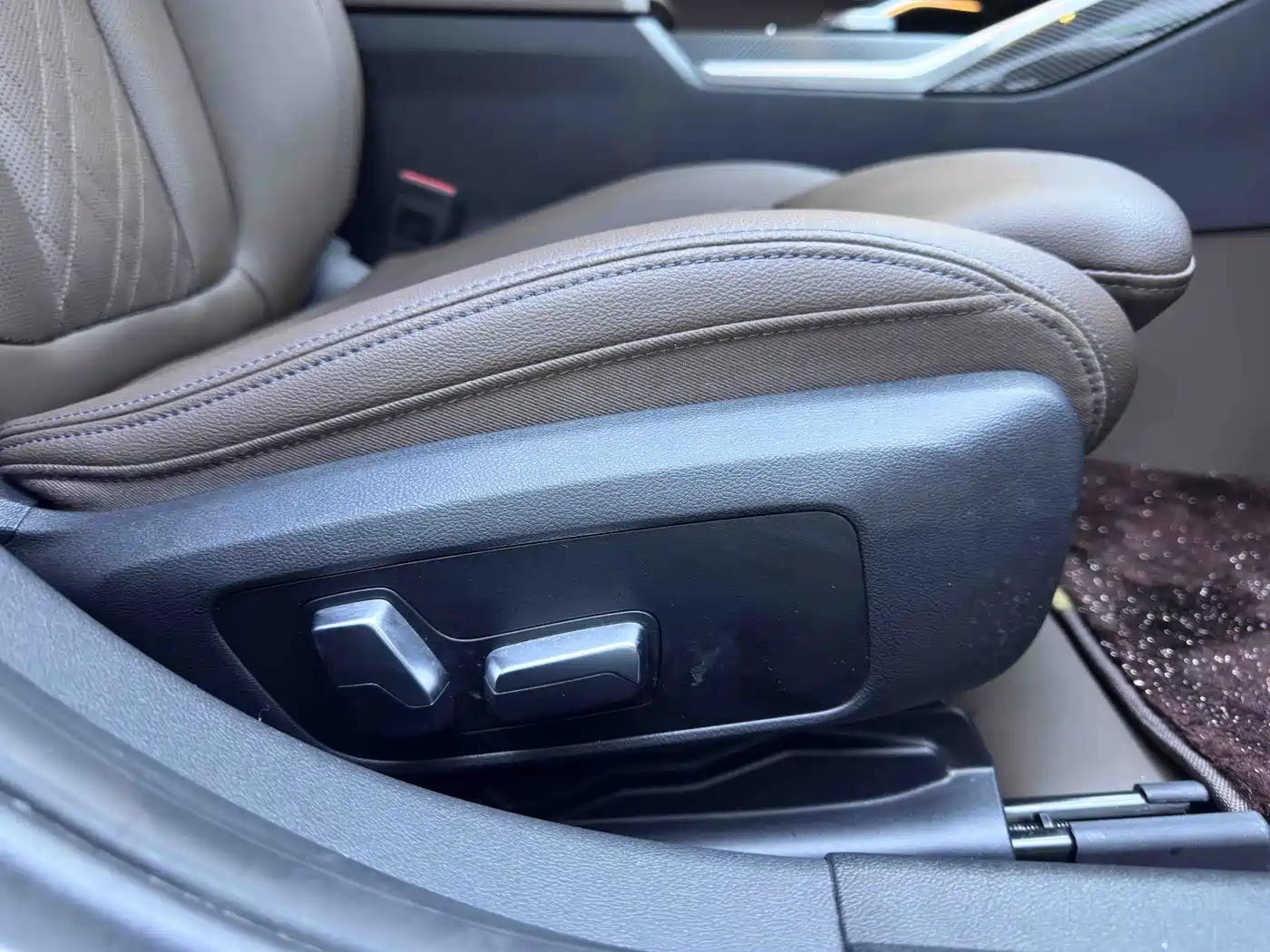 BMW 3 Series 2023 320Li M Sport Package фото 8