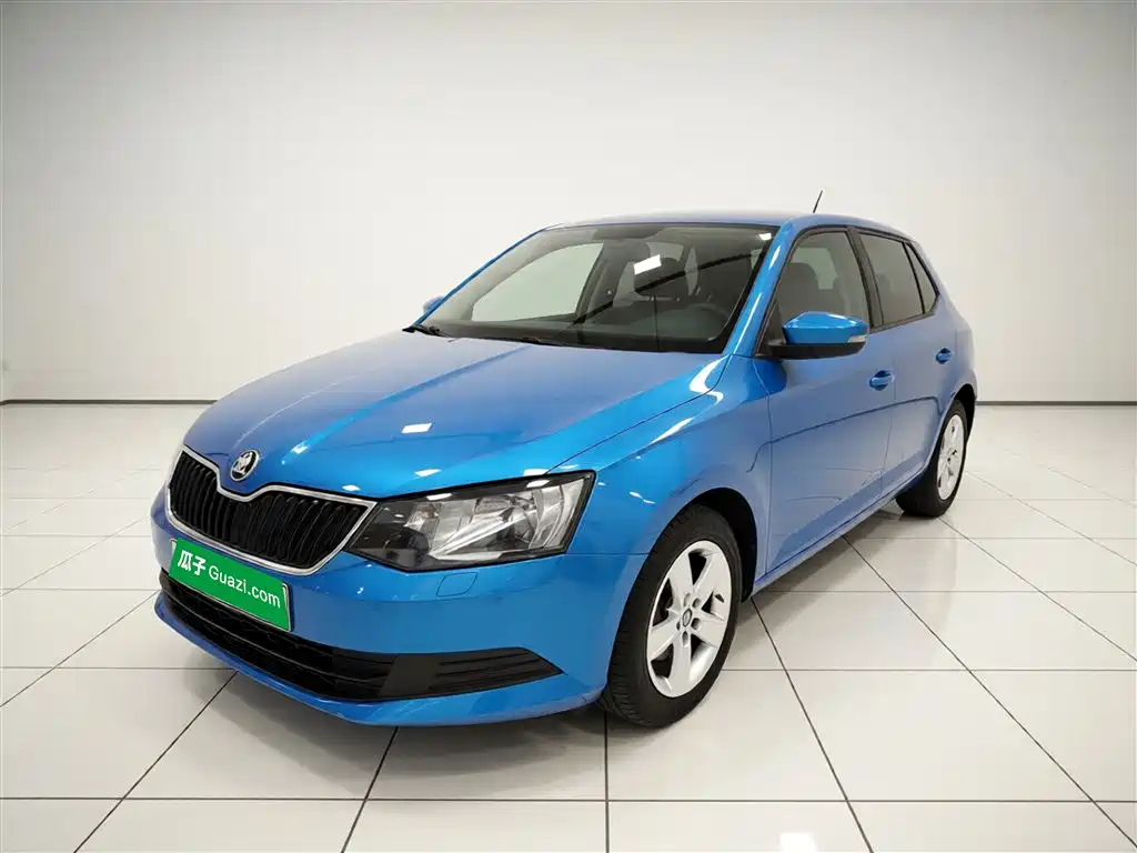 Škoda Fabia 2016 1.4L Automatic Car Enjoy Edition