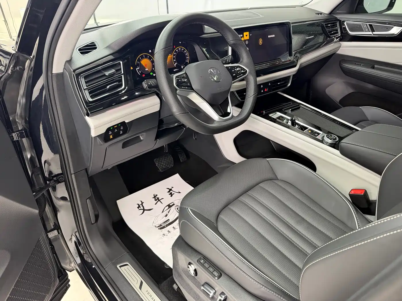 Volkswagen Teramont 2023 380TSI AWD Premium Luxury Edition фото 17