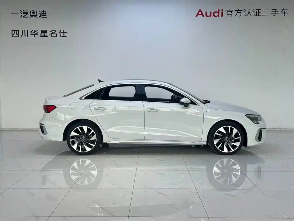 Audi A3 2024 Model A3L Limousine 35 TFSI Fashion Sport фото 3