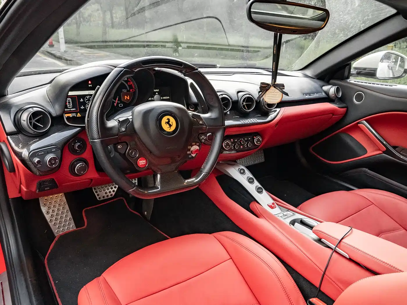 Ferrari F12berlinetta 2013 6.3L Standard фото 4