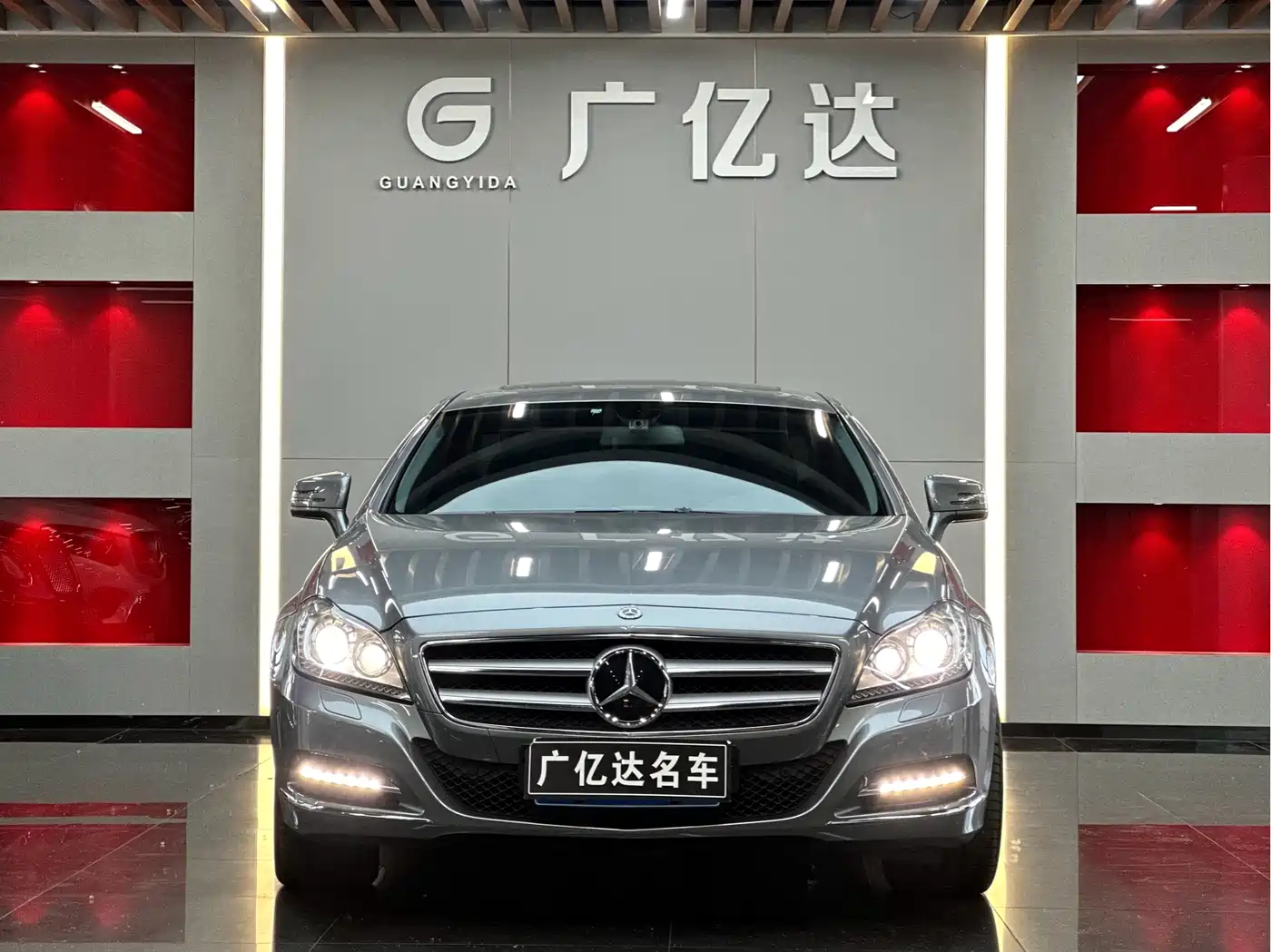 Mercedes-Benz CLS 2012 CLS 300 CGI фото 2