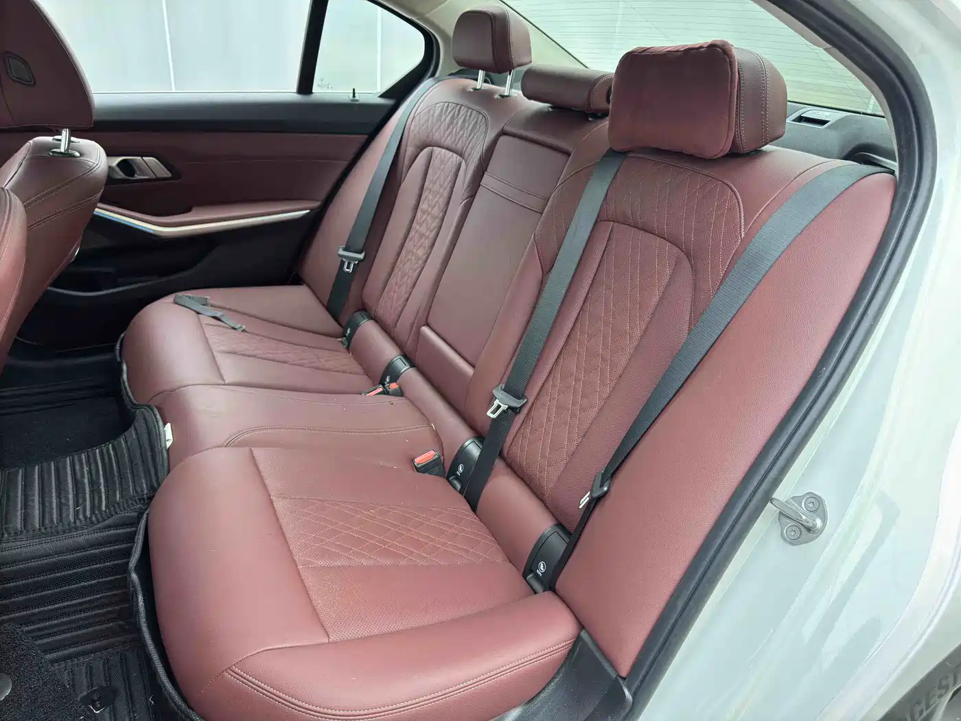 BMW i3 2024 eDrive 35 L фото 23