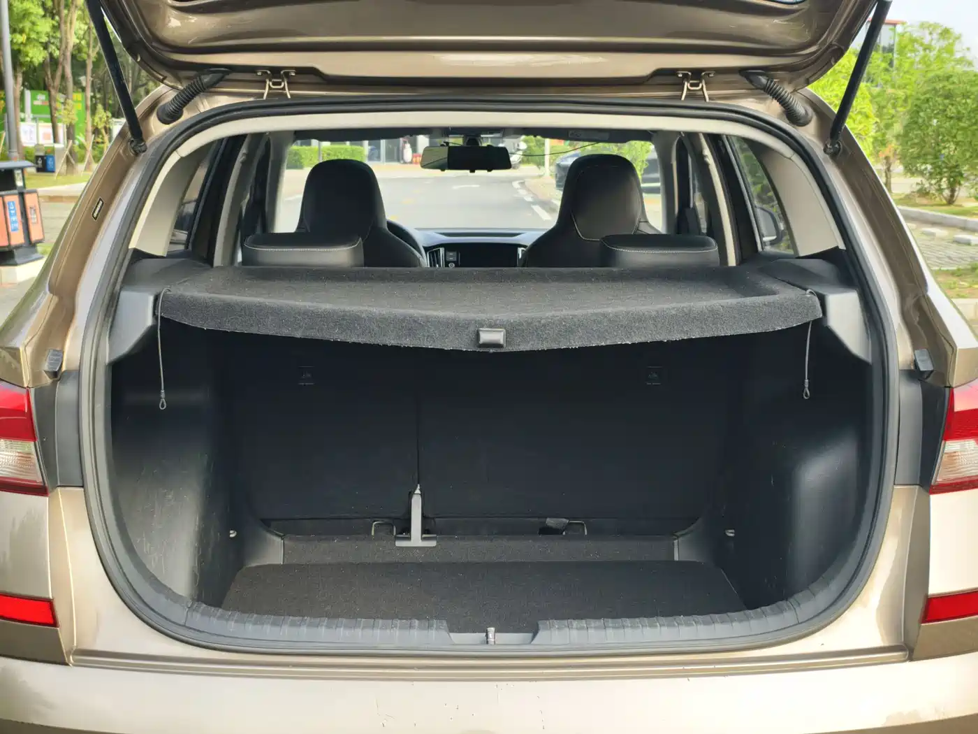 Škoda Kamiq 2020 Model 1.5L Automatic Comfort фото 10