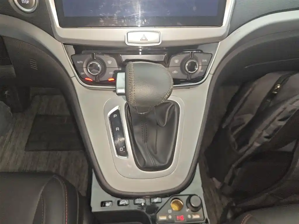 Haval M6 2019 1.5T DCT 2WD Value Edition (China VI) фото 14