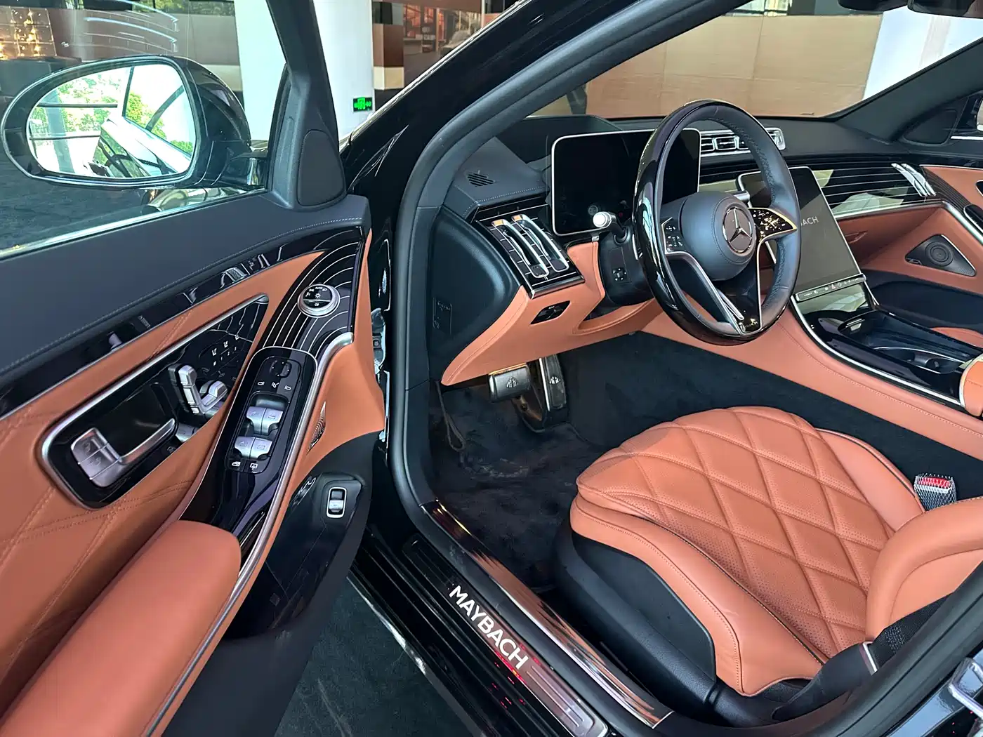 Mercedes-Benz Maybach S-Class 2026 S 580 4MATIC фото 5