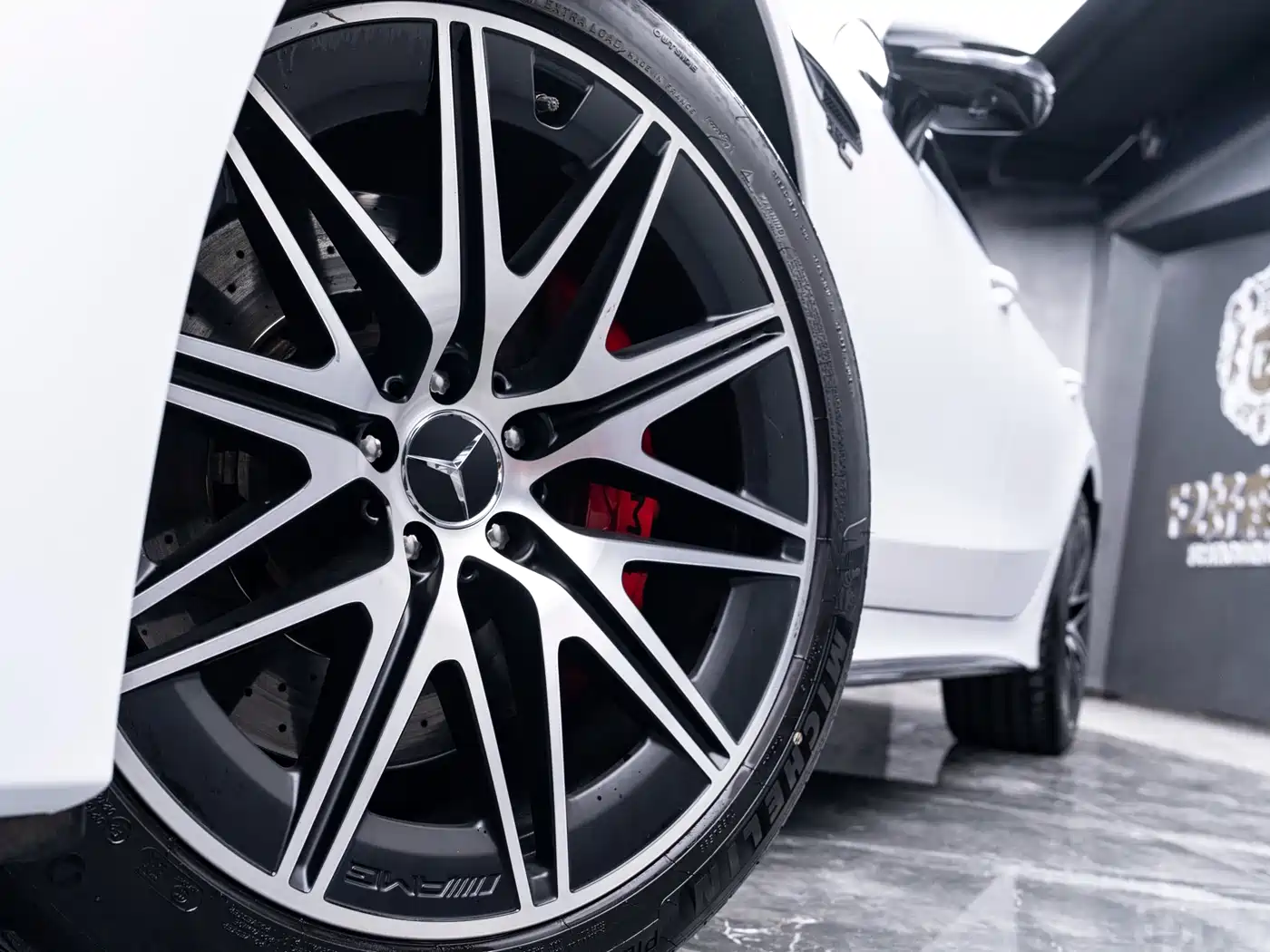 Mercedes-Benz AMG GT 2022 AMG GT 50 4MATIC+ 4-Door Coupe China Edition фото 6