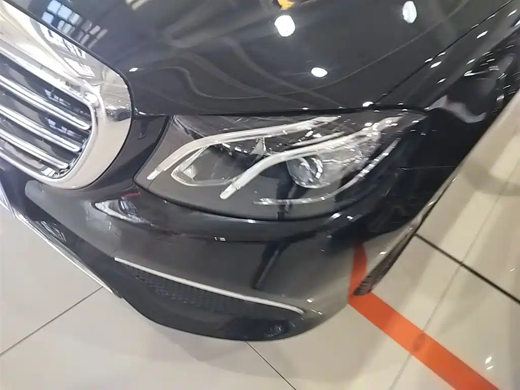 Mercedes-Benz E-Class 2018 Facelift E 200 L 4MATIC фото 24