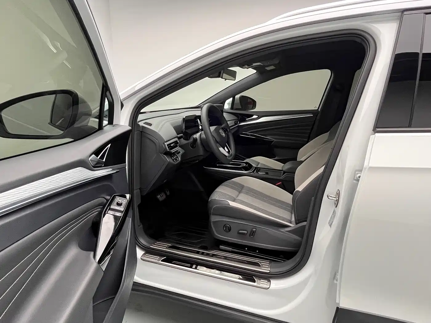 Volkswagen ID.4 CROZZ 2024 Pure Limited Edition фото 15