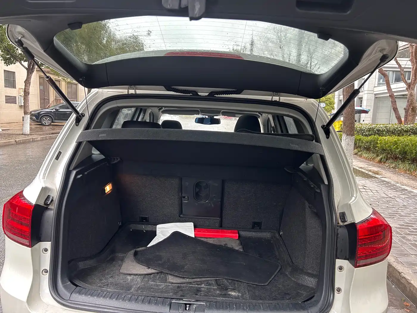 Volkswagen Tiguan 2015 1.8TSI Automatic 2WD Trendline фото 14