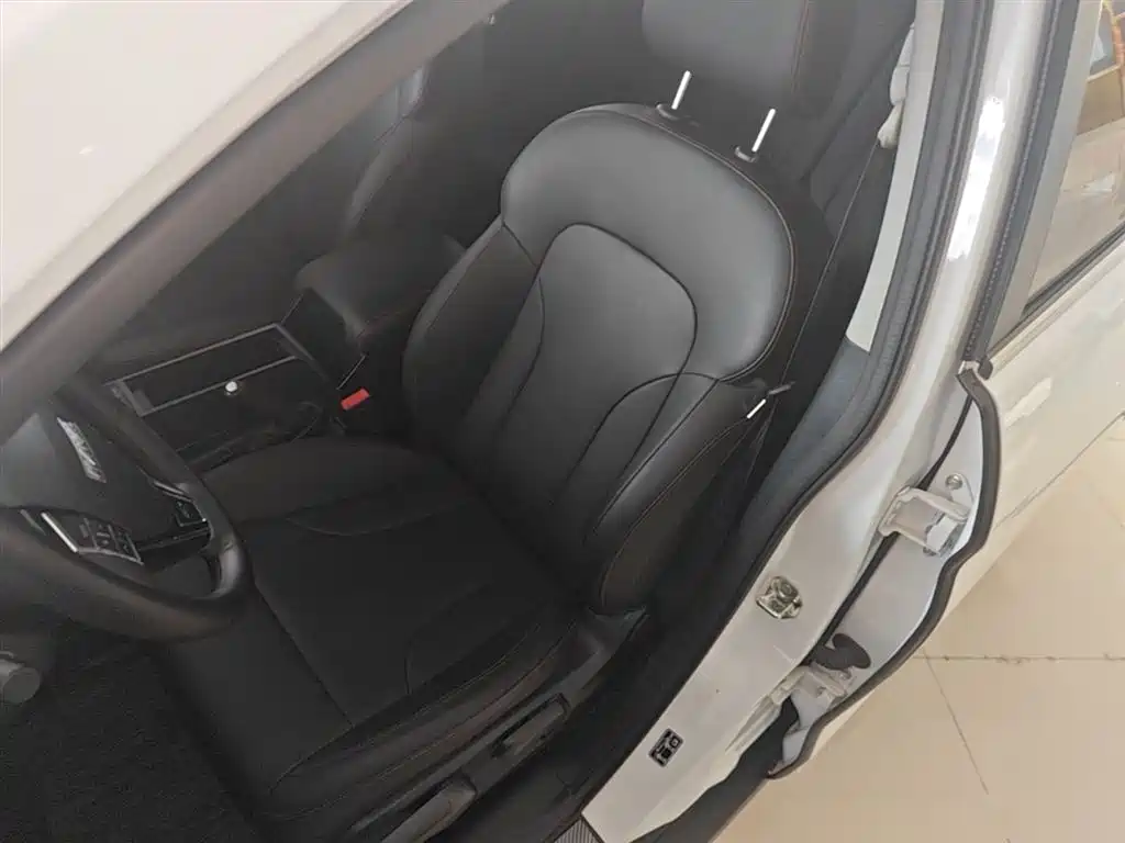 Haval M6 2019 1.5T DCT 2WD Value Edition (China VI) фото 15