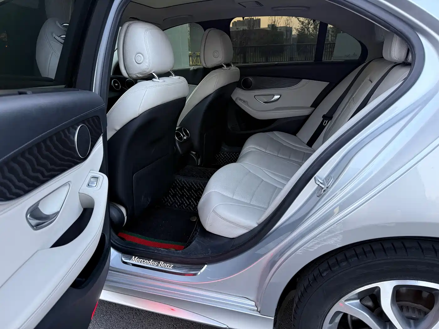 Mercedes-Benz C-Class 2015 C 200 L Sport фото 10