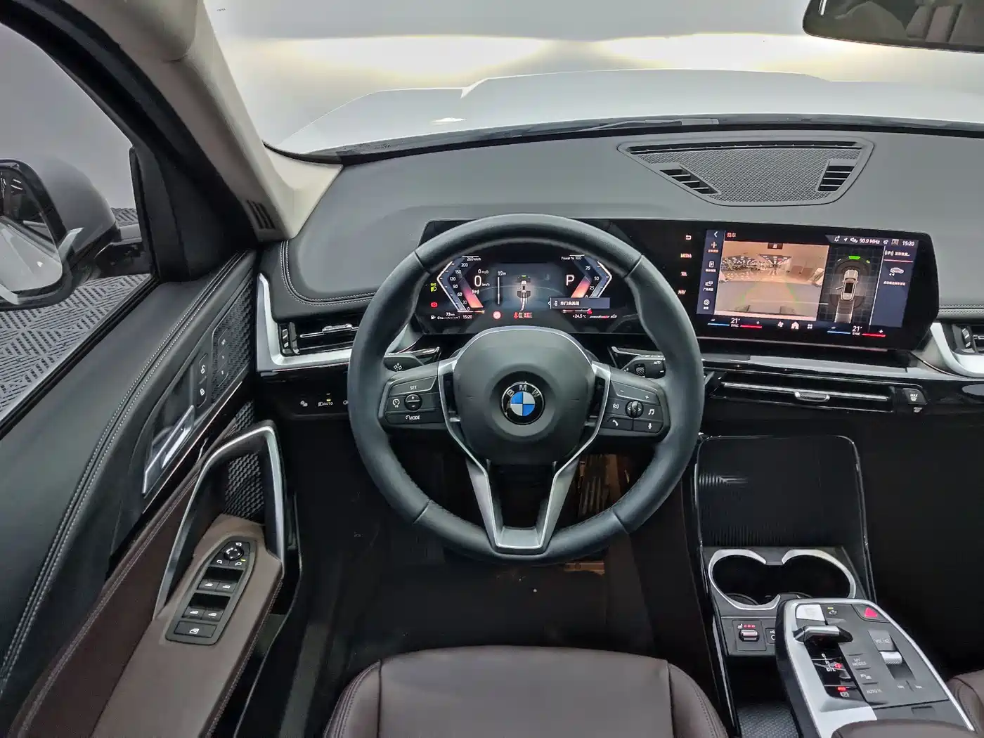 BMW X1 2023 sDrive20Li X Design Package фото 14