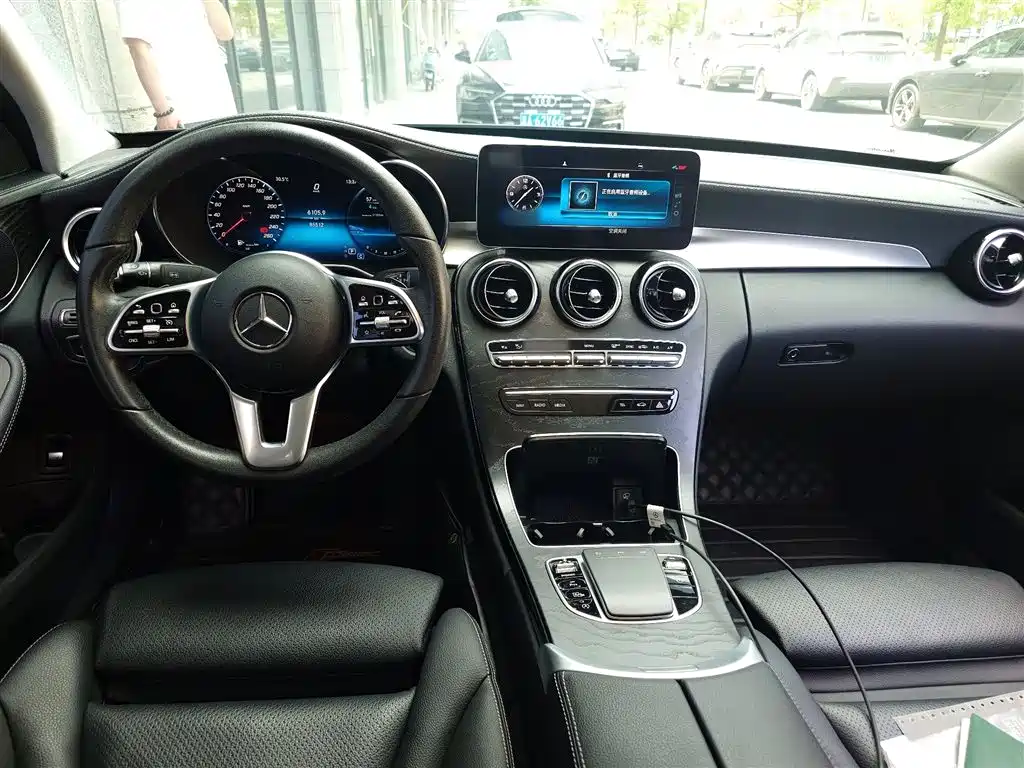 Mercedes-Benz C-Class 2019 Facelift C 260 L Sport фото 13