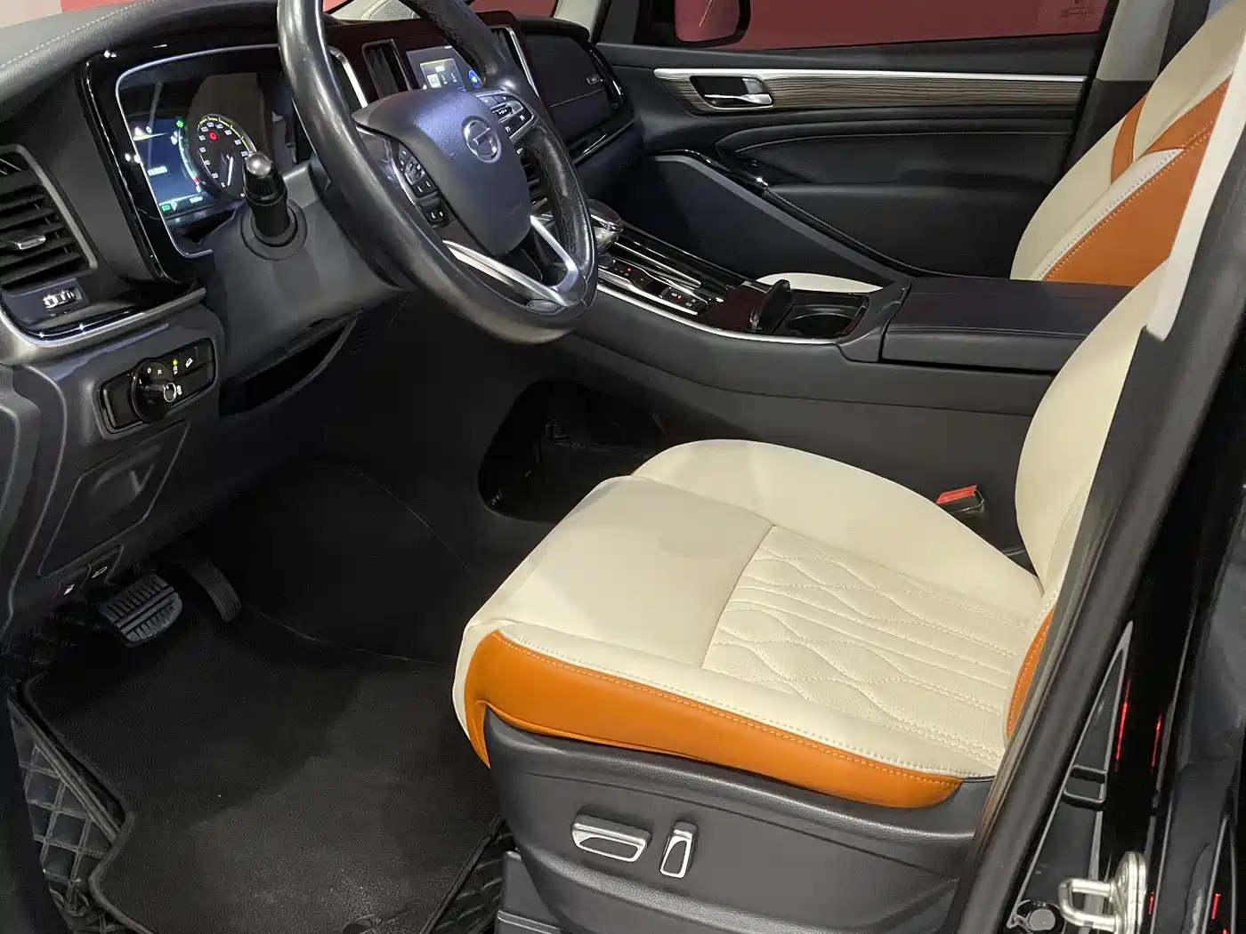 GAC Trumpchi Trumpchi M8 2021 Leading Show Series 390T Luxury Edition фото 4