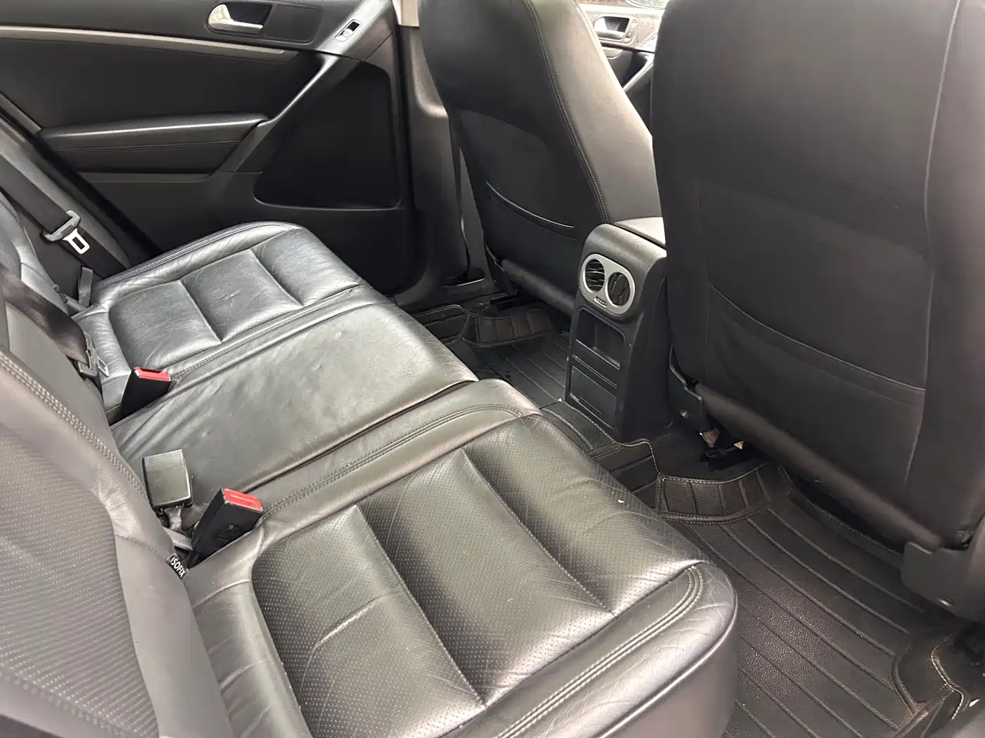 Volkswagen Tiguan 2015 1.8TSI Automatic 2WD Trendline фото 9