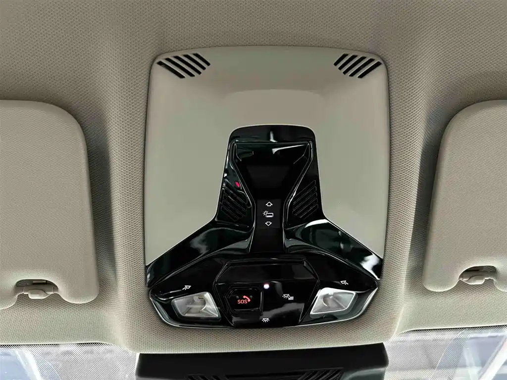 BMW X1 2024 sDrive20Li X Design Package фото 8