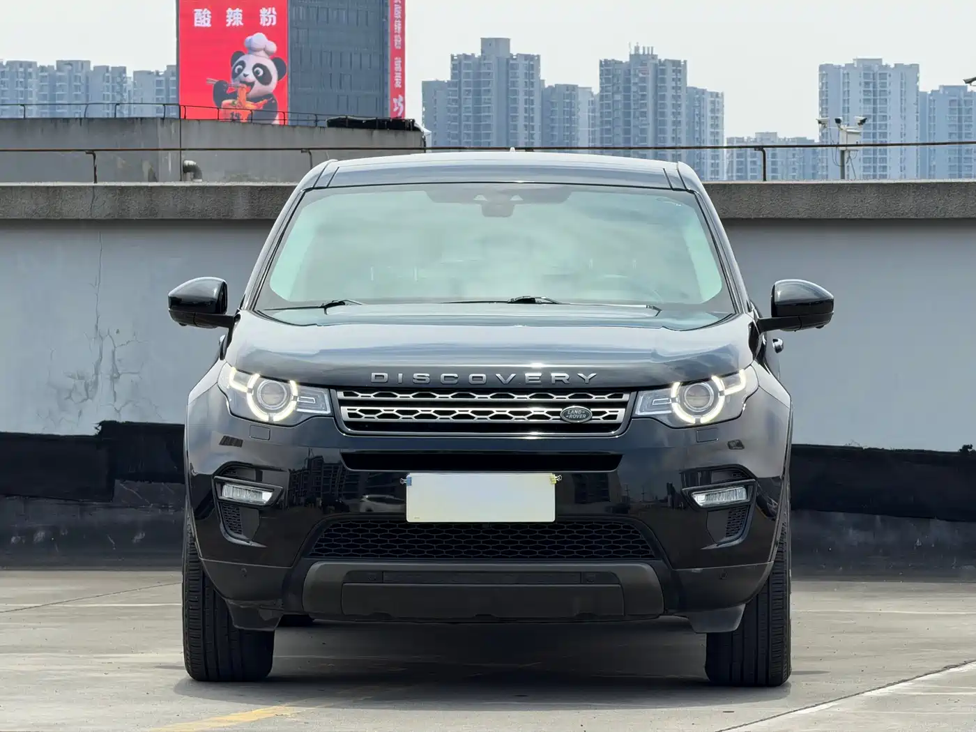 Land Rover Discovery Sport 2018 240PS SE Edition фото 3