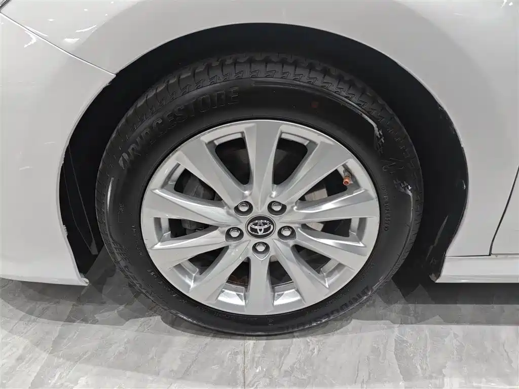 Toyota Camry 2018 2.0G Luxury Edition фото 23
