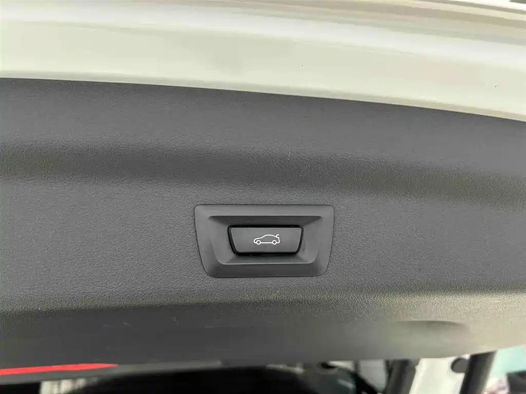 BMW X1 2024 sDrive20Li X Design Package фото 17