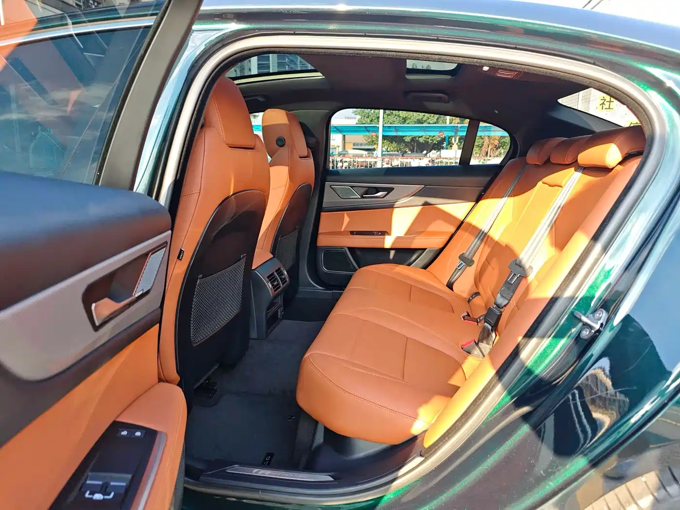 Jaguar XEL 2024 Model 2.0T 250PS R-DYNAMIC S Progressive Sport Edition фото 12
