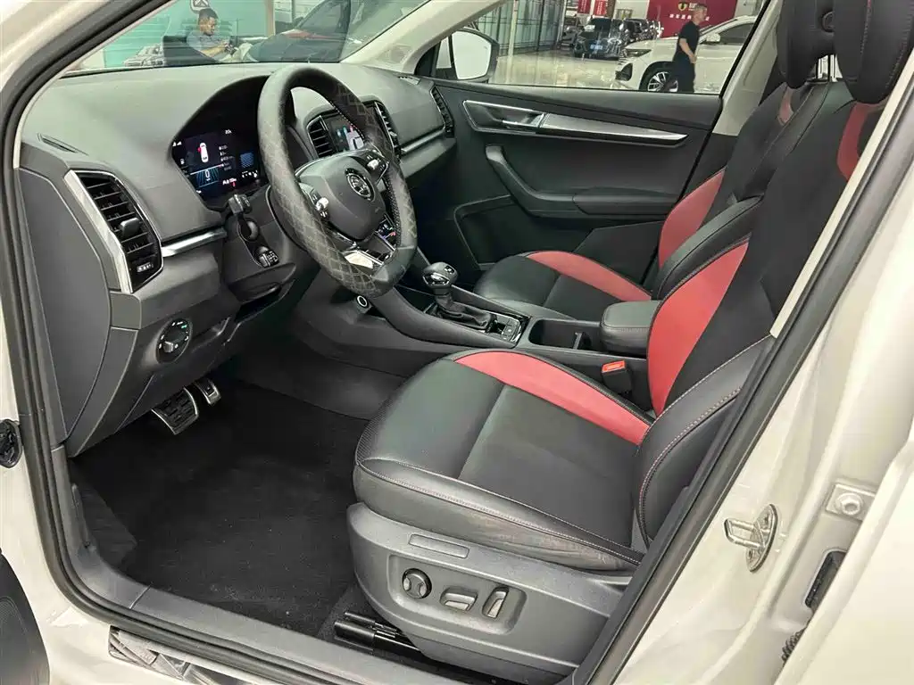 Škoda Karoq 2022 TSI280 Smart Brilliance Edition фото 11