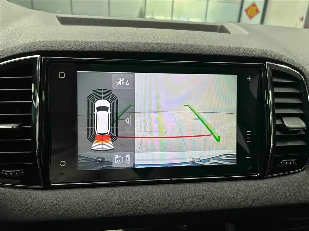 Škoda Karoq 2022 TSI280 Smart Brilliance Edition фото 7