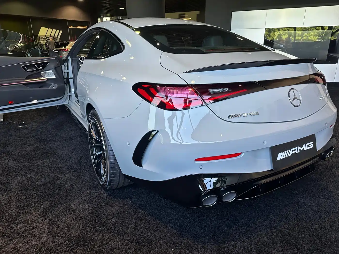 Mercedes-Benz Mercedes-AMG CLE 2025 Model Year Facelift AMG CLE 53 4MATIC+ Coupe фото 9