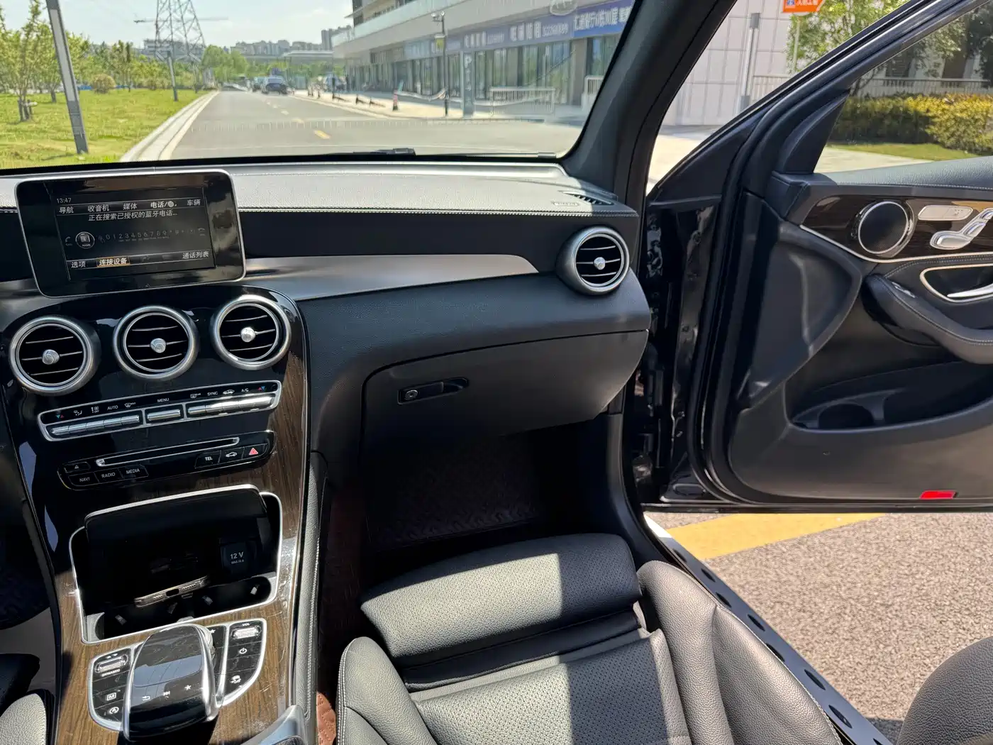 Mercedes-Benz GLC 2019 GLC 260 L 4MATIC Luxury фото 15