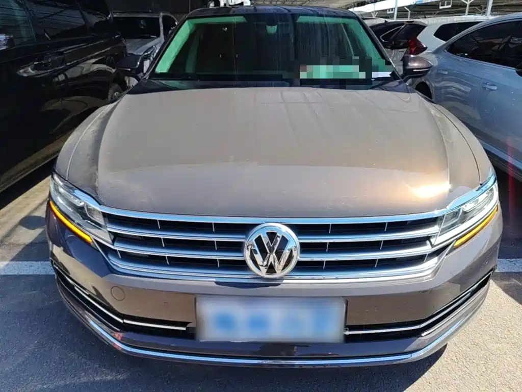 Volkswagen Phideon 2018 Facelift 380TSI FWD Business фото 3