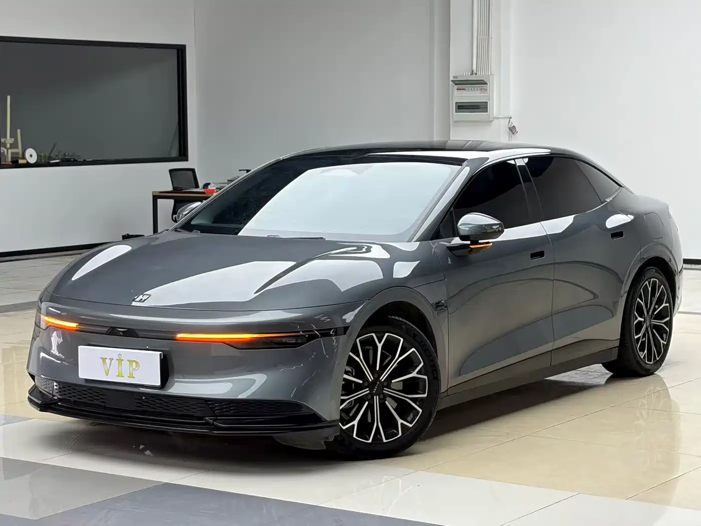 ZEEKR EXTREME KRYPTON 007