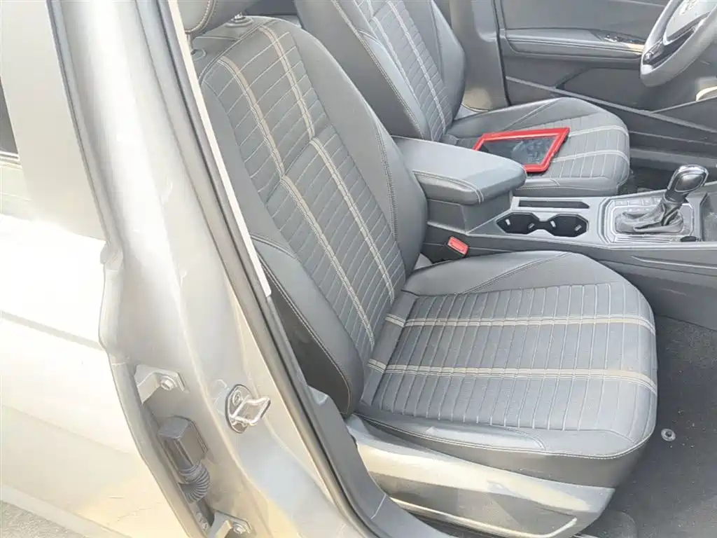 Volkswagen Lavida 2021 280TSI DSG Comfort Edition фото 25