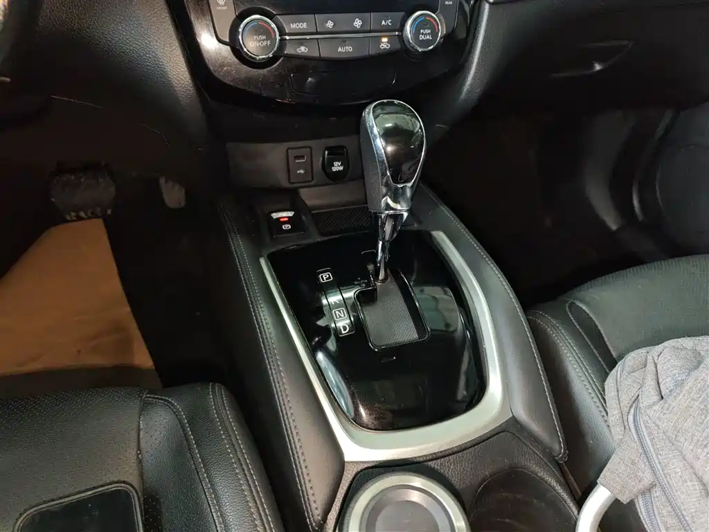 NISSAN QIJUN