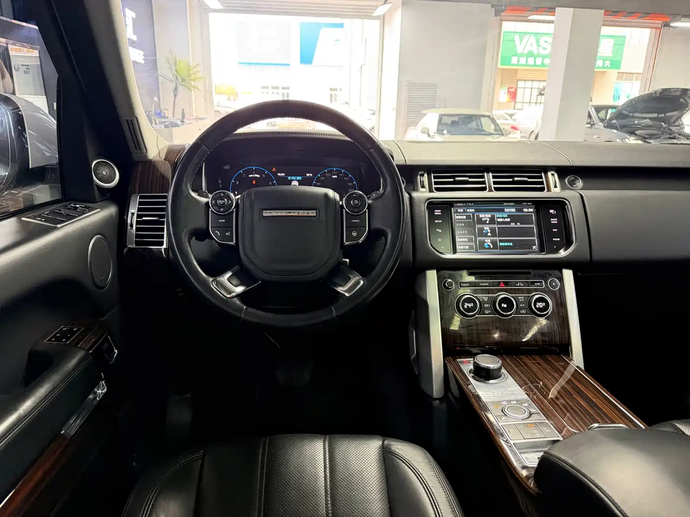 Land Rover Range Rover 2013 NA 5.0 V8 Vogue фото 7