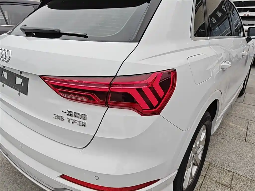 Audi Q3 2019 35 TFSI Progressive Sport фото 8